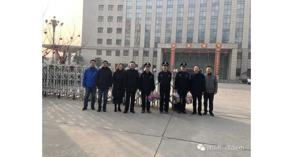 大年初一，公司領(lǐng)導(dǎo)給堅(jiān)守崗位員工拜年！